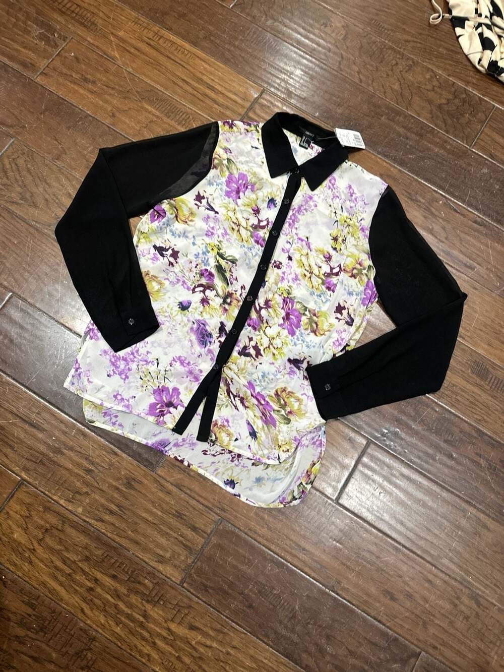 Forever 21 Floral Print Sheer Long‎ Sleeve Button Down Shirt Cream Orchid Black